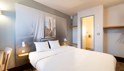 Double Non-Smoking Room