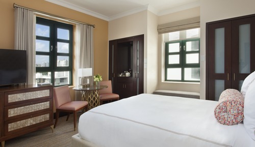 Room, 1 Queen Bed (Heritage)