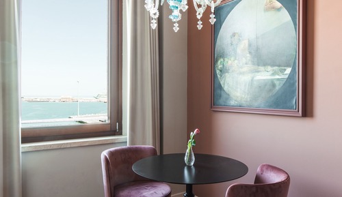 Deluxe Room, 1 Queen Bed, Sea View