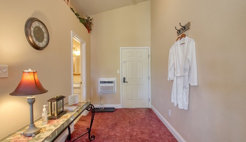 Vineyard Room