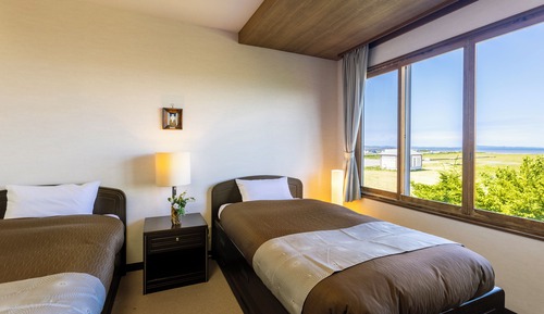 [Lake View] Standard Twin Room