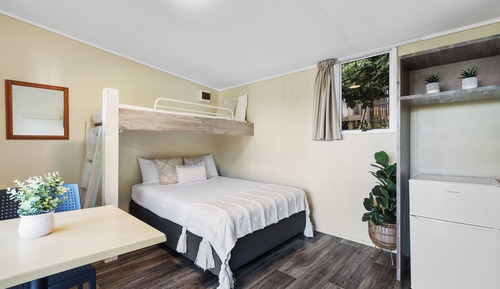 Standard Cabin