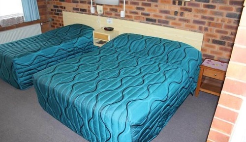 Family Suite, 1 Bedroom, Non Smoking (Family Room for 4)