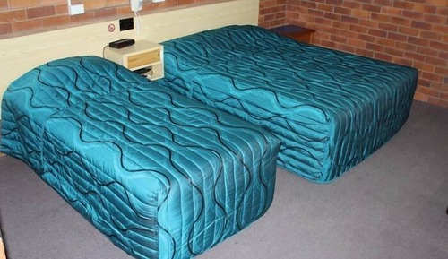 Standard Suite, 1 Bedroom, Non Smoking (Budget Queen Room)