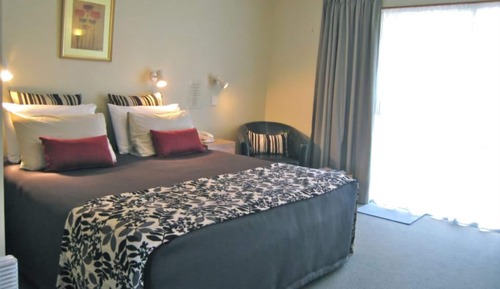 Standard Studio, Non Smoking, Kitchenette (Garden Studio/King)