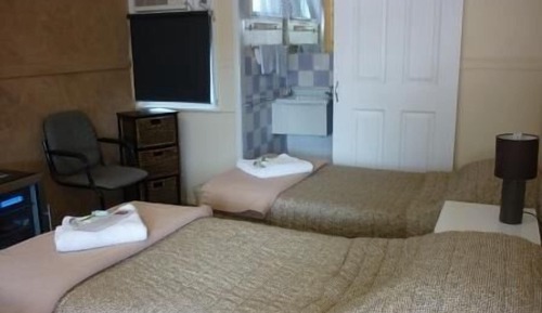 Standard Room, Non Smoking, Balcony (Motel Room)