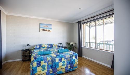 Oceanview Studio Unit (1Q)