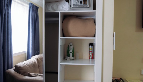 Executive Studio Suite, 1 King Bed, Non Smoking, Kitchenette (King Spa Suite)