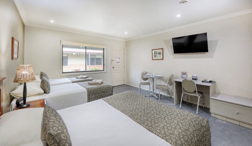 Twin Suite