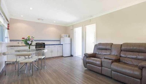 Signature Apartment, 1 Bedroom, Partial Lake View