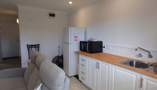 Family Apartment, 3 Bedrooms, Partial Lake View