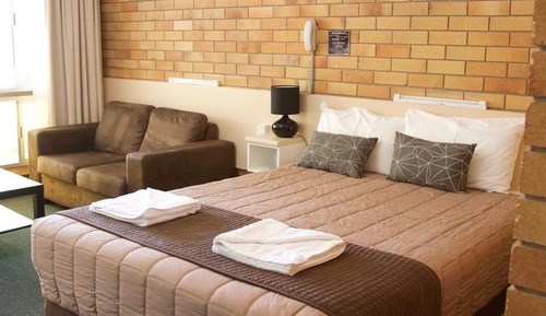 Standard Room, Non Smoking (Queen Bed)