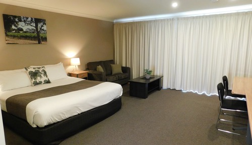Deluxe east side King suite