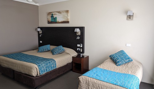 Deluxe Twin Room