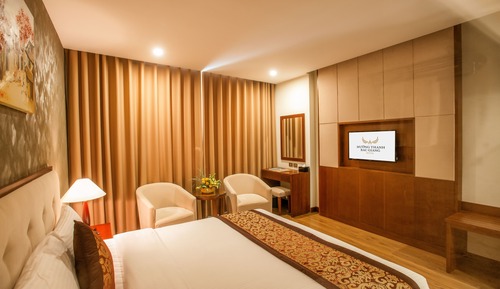 Deluxe Room, 1 King Bed