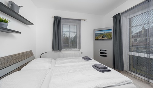 Suite, 2 Bedrooms (#7)