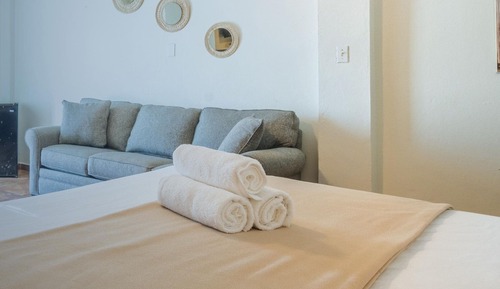 Basic Double Room