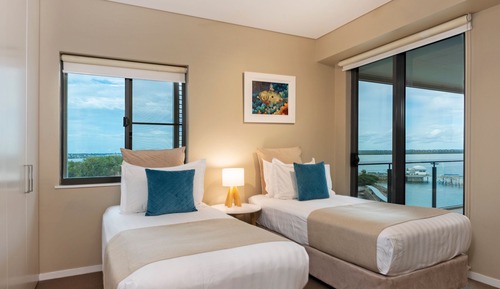 Luxury Apartment, 3 Bedrooms, Sea View