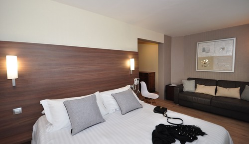 Standard Quadruple Room (ou quadruple)