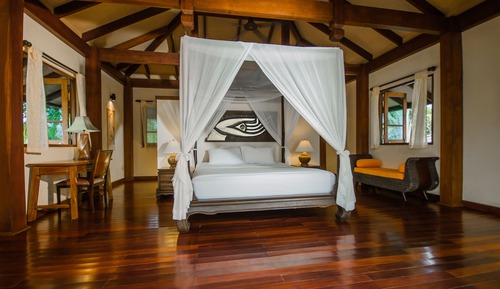 Five Bedroom Beach Villa