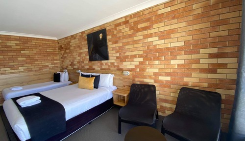 Twin Room, Multiple Beds