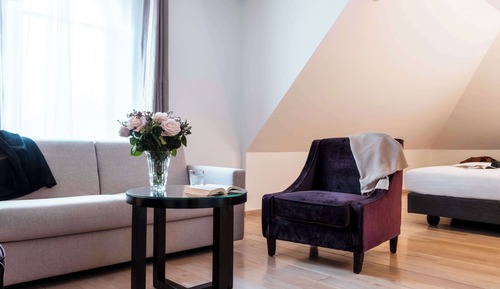 Room, 1 Queen Bed with Sofa bed (Privilege)