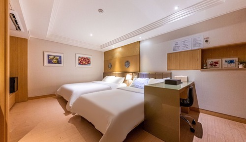 Superior Quadruple Room (Breakfast included)