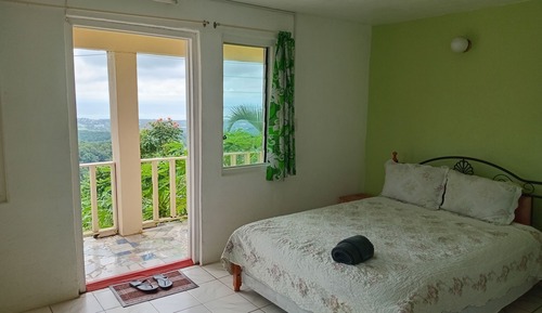 Hilltop Studio with Aircon