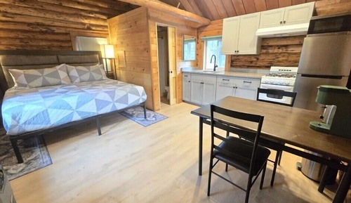 Peterson Cabin 