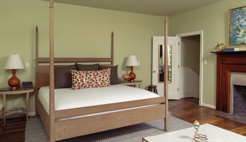Manor House Room