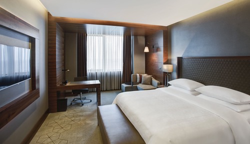 Club Room, 1 King Bed