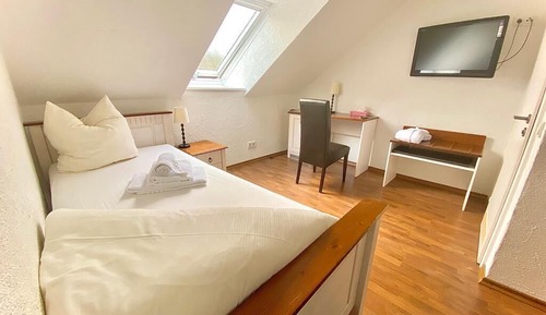 Comfort Single Room