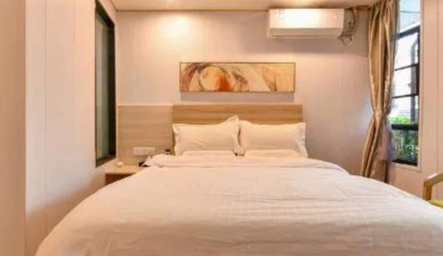 Classic Room, Garden View