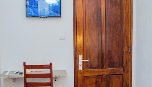 Standard Double Room, Balcony, Corner