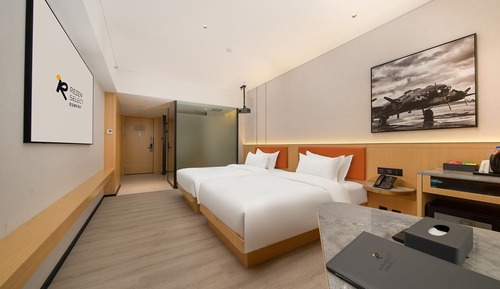 Garden View Twin Room