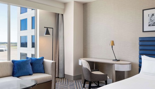 Room, 1 King Bed with Sofa bed, Accessible, Bathtub