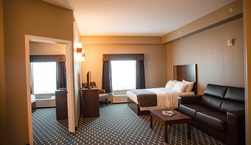 Deluxe Suite