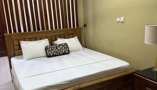 Deluxe Room, 1 King Bed
