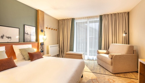 Quadruple Room with Mountain View