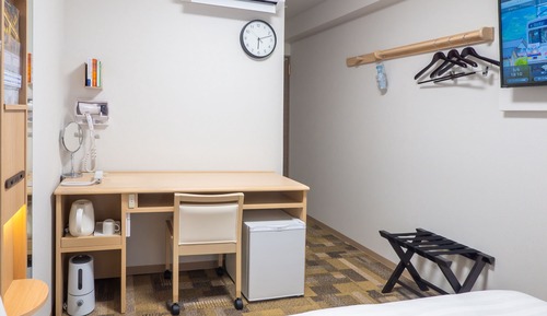 Wide Space Single, Non Smoking