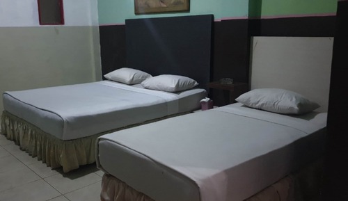 Economy Suite