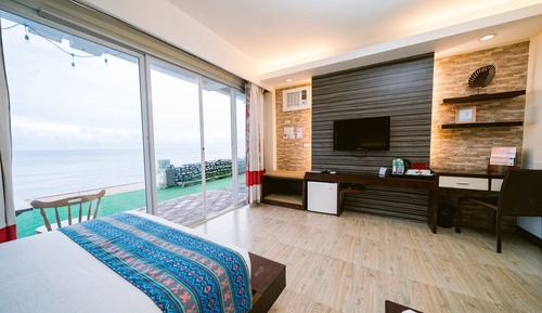 Elite Room
