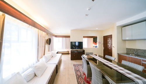Executive Room
