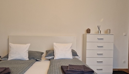 Classic Studio, 1 Queen Bed