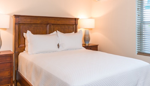 Room 504 - One bedroom suite