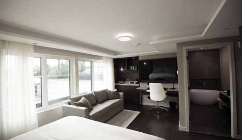 Signature Room, 1 King Bed with Sofa bed, Non Smoking