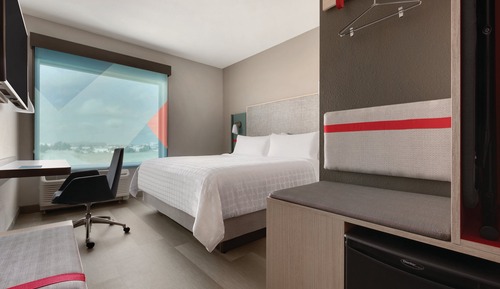 Standard Room, 1 King Bed, Accessible (Communication)