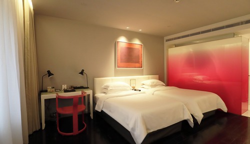 Twin Room (Ultra Sassy)