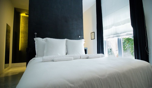 Standard Room, 1 Queen Bed
