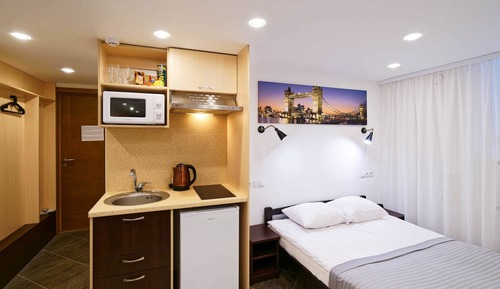 Studio, Kitchenette